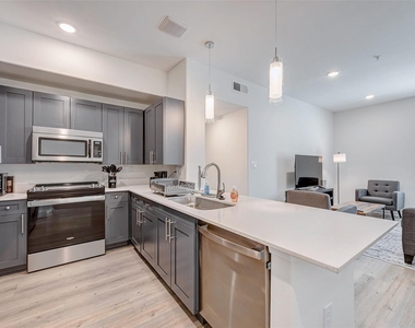 2445 Shadow View Lane - Photo Thumbnail 6