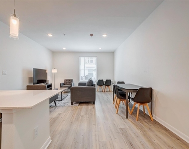 2445 Shadow View Lane - Photo Thumbnail 1