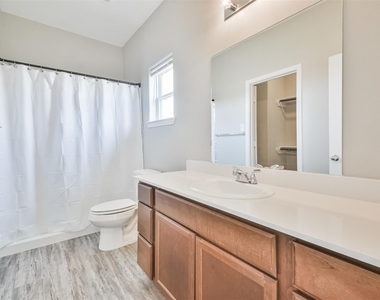 31 Road 5102b - Photo Thumbnail 10