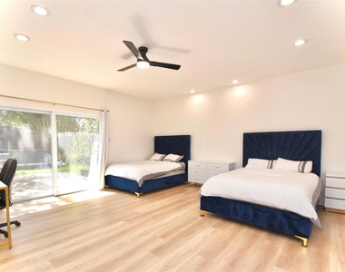 11806 Braesridge Drive - Photo Thumbnail 13