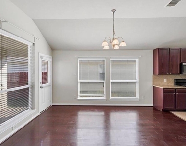 19454 Plantation Cove Lane - Photo Thumbnail 5