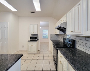 3010 Stonecross Lane - Photo Thumbnail 14