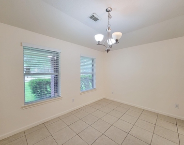 3010 Stonecross Lane - Photo Thumbnail 7