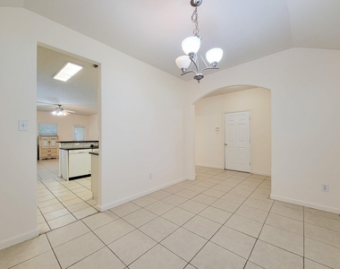 3010 Stonecross Lane - Photo Thumbnail 9
