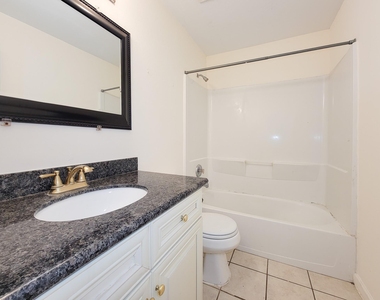 3010 Stonecross Lane - Photo Thumbnail 28