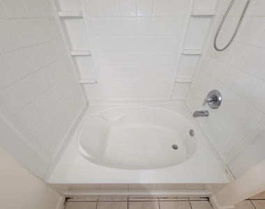 3010 Stonecross Lane - Photo Thumbnail 34