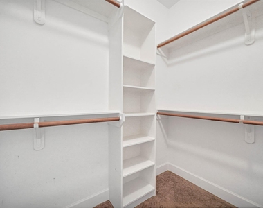 3633 Main Plaza Drive - Photo Thumbnail 19