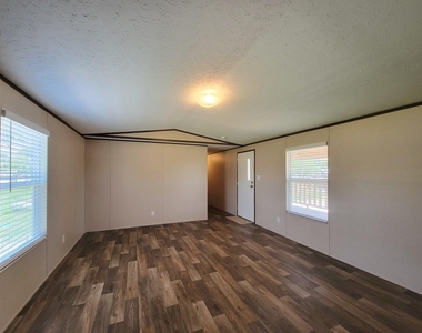 7501 Primrose Street - Photo Thumbnail 11
