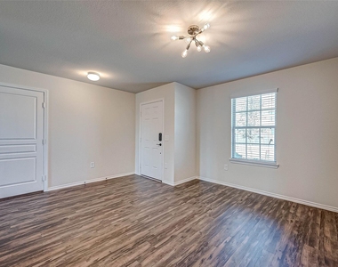 24123 Noble Darcy Lane - Photo Thumbnail 7