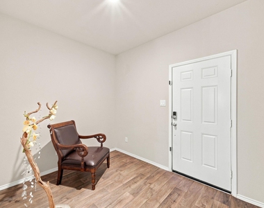 4706 Alba Ash Lane - Photo Thumbnail 6