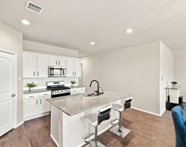 4706 Alba Ash Lane - Photo Thumbnail 10