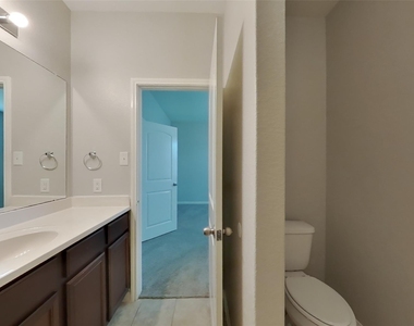 10823 Spring Brook Pass Drive - Photo Thumbnail 8
