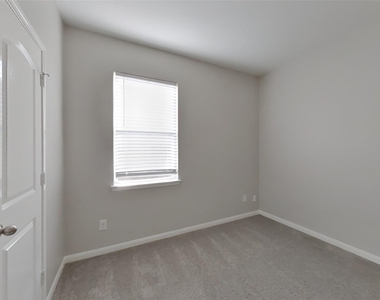 10823 Spring Brook Pass Drive - Photo Thumbnail 10
