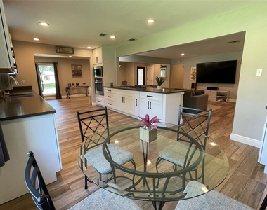 12402 Winding Lane - Photo Thumbnail 23