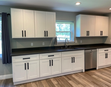 12402 Winding Lane - Photo Thumbnail 24