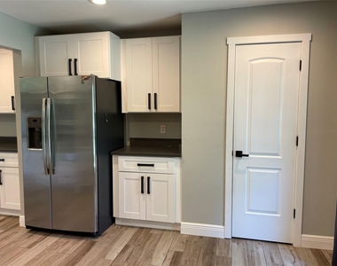 12402 Winding Lane - Photo Thumbnail 28