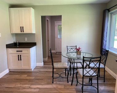 12402 Winding Lane - Photo Thumbnail 17