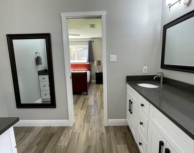 12402 Winding Lane - Photo Thumbnail 38