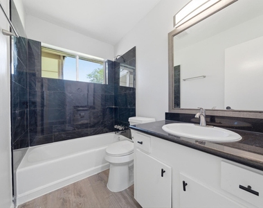 815 Klare Avenue - Photo Thumbnail 17