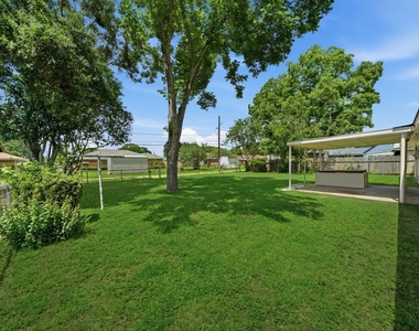815 Klare Avenue - Photo Thumbnail 19