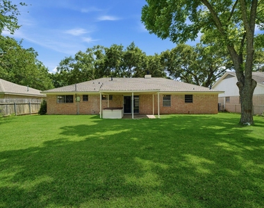 815 Klare Avenue - Photo Thumbnail 20