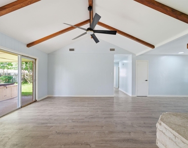 815 Klare Avenue - Photo Thumbnail 10