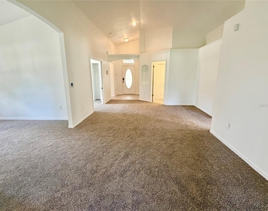 13315 Golf Ridge Place - Photo Thumbnail 25