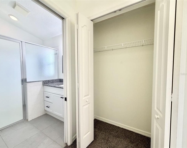 13315 Golf Ridge Place - Photo Thumbnail 32