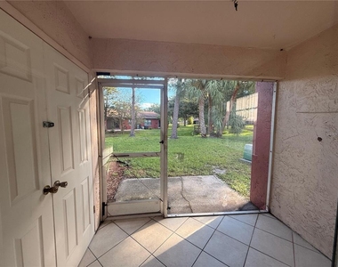6380 Bonnie Bay Circle N - Photo Thumbnail 12