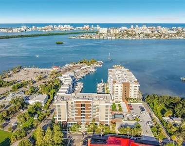 900 N Osceola Avenue - Photo Thumbnail 1