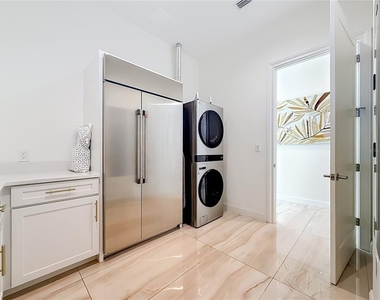 900 N Osceola Avenue - Photo Thumbnail 73