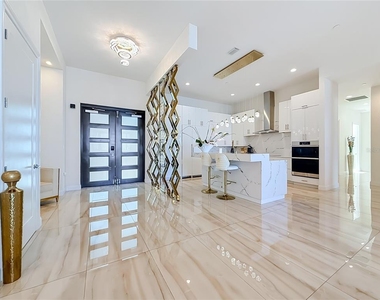 900 N Osceola Avenue - Photo Thumbnail 6