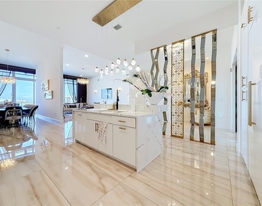 900 N Osceola Avenue - Photo Thumbnail 11