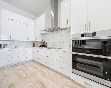 900 N Osceola Avenue - Photo Thumbnail 14