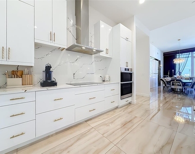 900 N Osceola Avenue - Photo Thumbnail 9