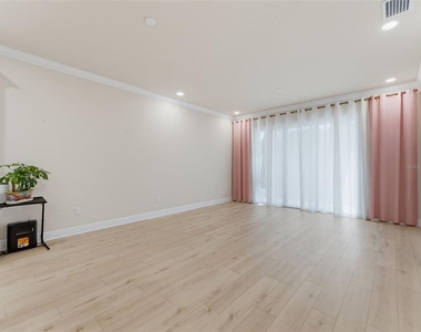 2525 Mario Way - Photo Thumbnail 21