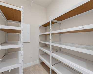 2525 Mario Way - Photo Thumbnail 40