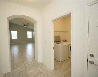 7076 Gulf Cypress Avenue - Photo Thumbnail 21