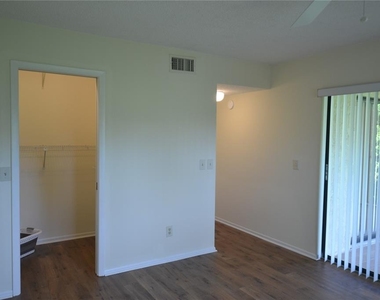 226 Woodlake Wynde - Photo Thumbnail 53