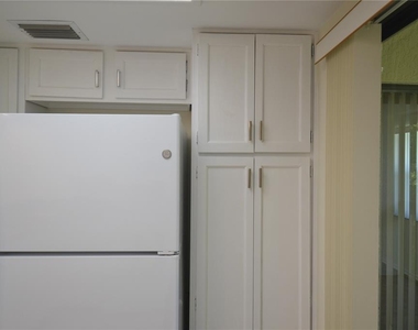 226 Woodlake Wynde - Photo Thumbnail 25