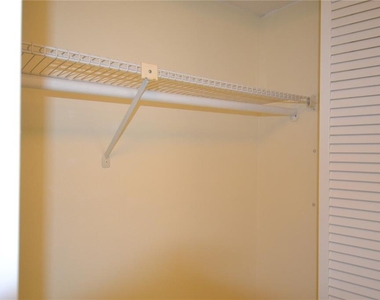 226 Woodlake Wynde - Photo Thumbnail 4