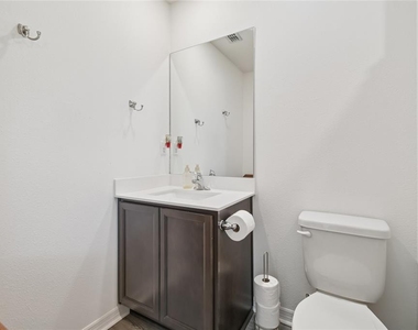 5228 New Friendship Pl - Photo Thumbnail 16