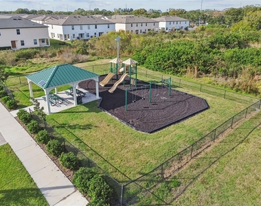 5228 New Friendship Pl - Photo Thumbnail 19