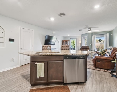 5228 New Friendship Pl - Photo Thumbnail 5