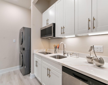 3514 Noah Street - Photo Thumbnail 6