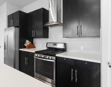 3802 Summa Place - Photo Thumbnail 8