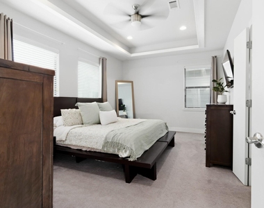 3802 Summa Place - Photo Thumbnail 14