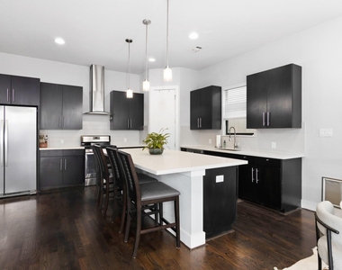 3802 Summa Place - Photo Thumbnail 9