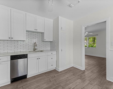 4010 W Angeles Street - Photo Thumbnail 14