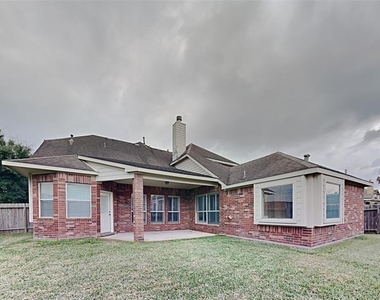 11106 Bandit Trail Dr - Photo Thumbnail 19